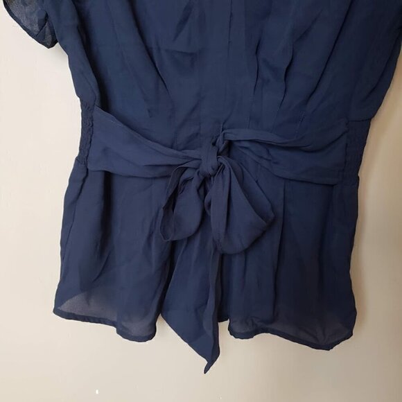 NWT Max Studio Navy Blue Blouse With Waist Tie Ruffled Cap Sleeves Size Large - Picture 6 of 9